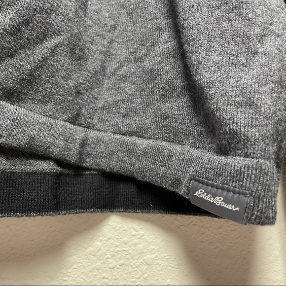 Eddie Bauer Men’s Cotton Merino V-neck Sweater - Picture 7 of 10